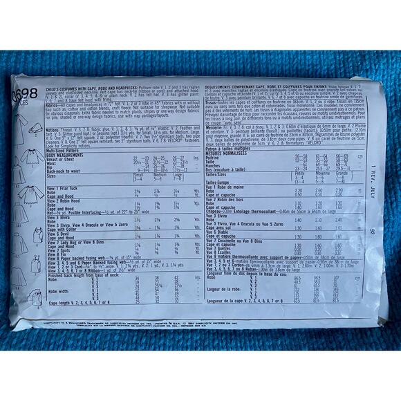 Simplicity sewing pattern 0698 kids vampire zorro robin hood costume - Picture 3 of 5